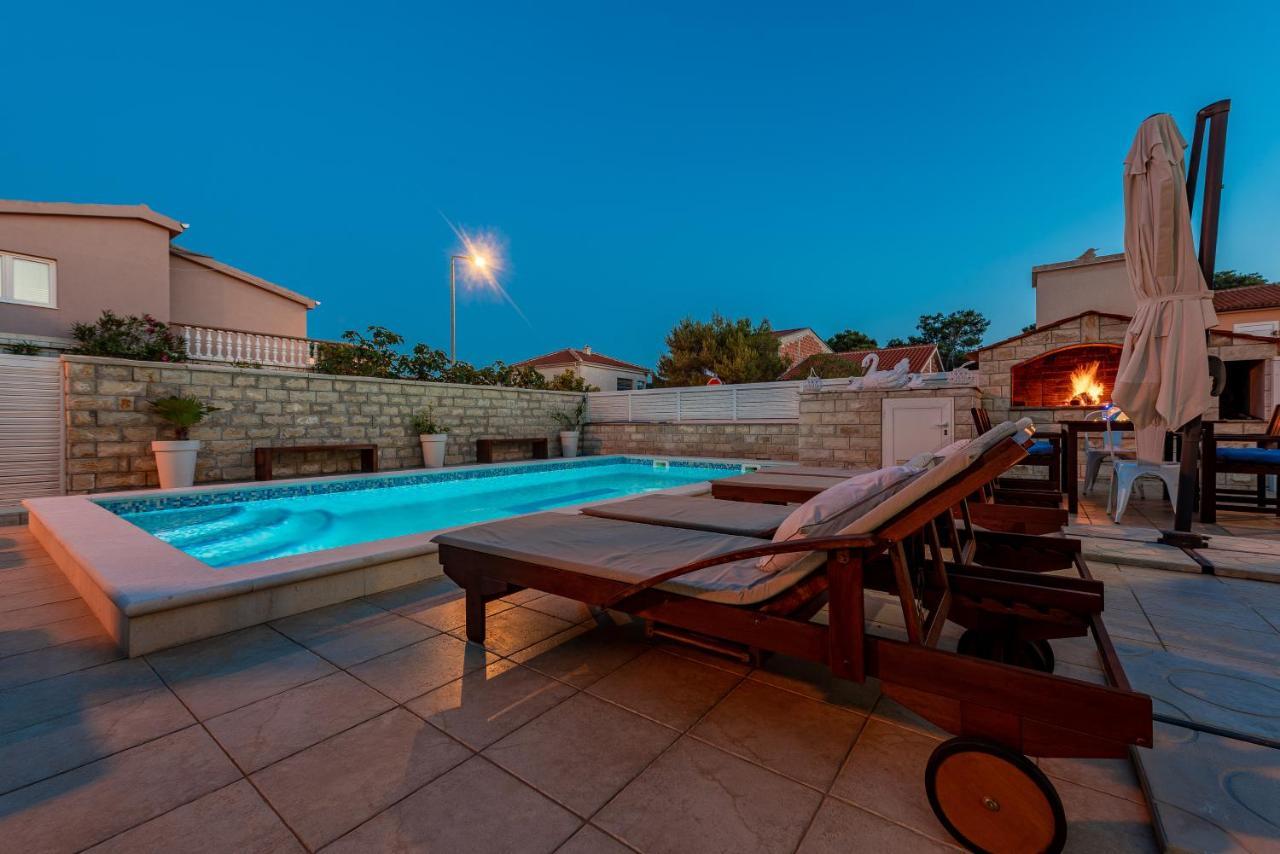 Villa Karmen - Poolhouse Vir Esterno foto